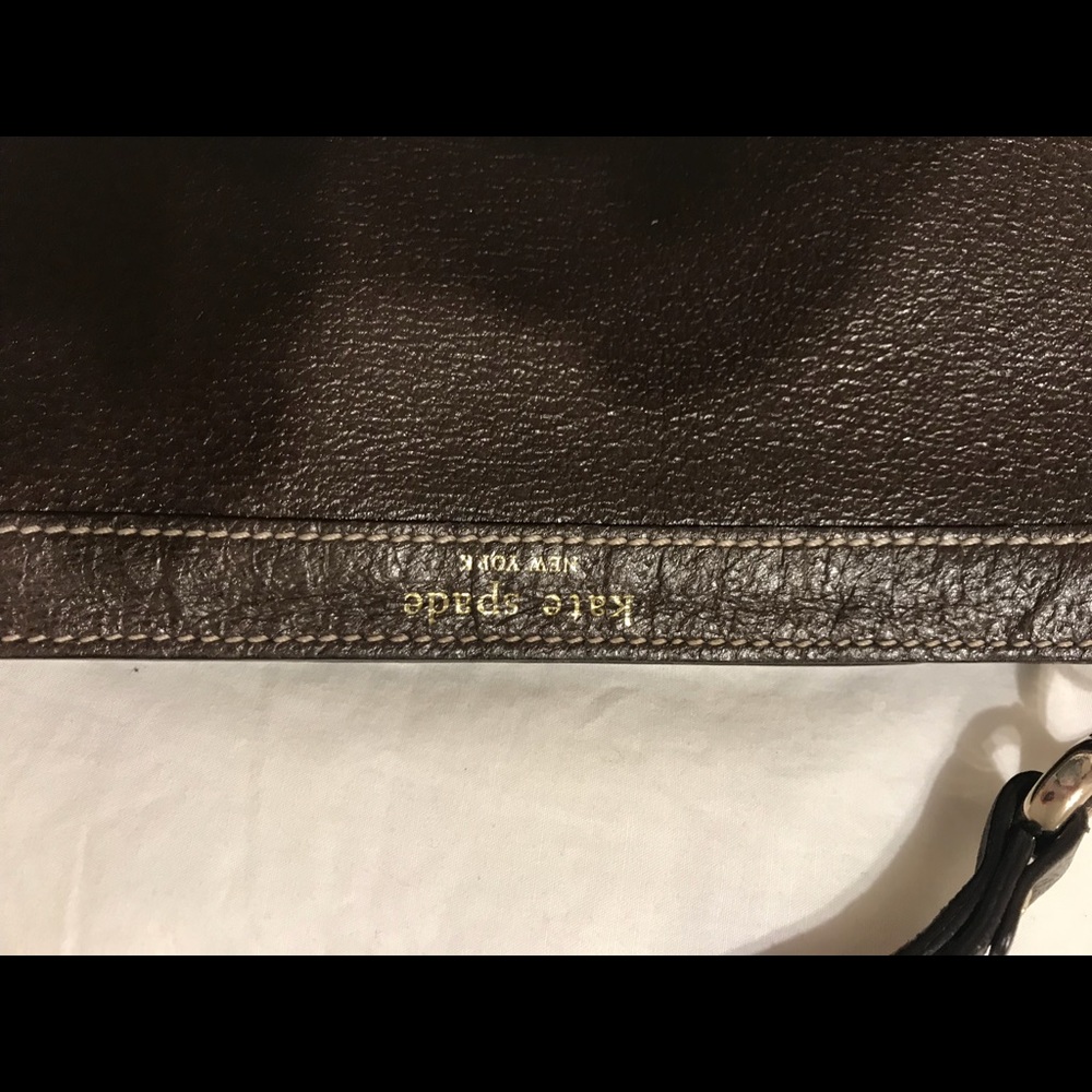 Kate Spade wristlet - Picture 3 of 4